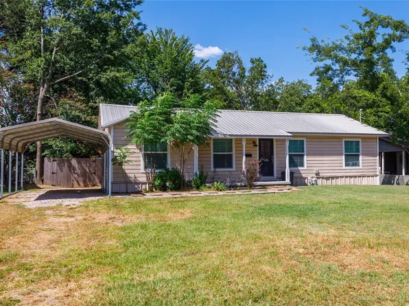 434 Woodlawn St, Sulphur Springs, TX 75482