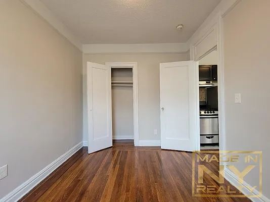 Rented by Made In NY Realty | media 6