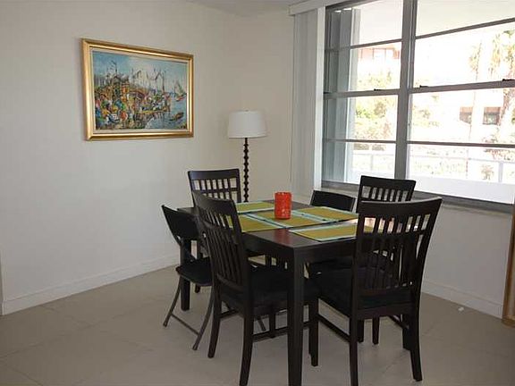 3rd image of 5161 Collins Ave APT 314