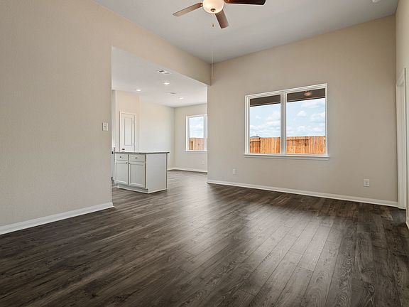 The Blanco features open and spacious entertaining areas that your family will love.