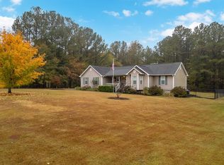 701 Derek Pl, Locust Grove, GA 30248