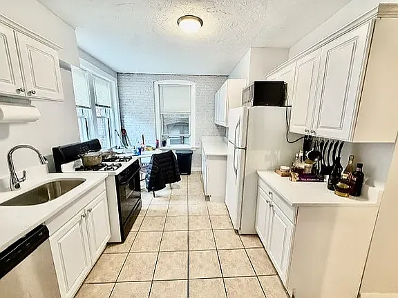 11 Foster St #2 — Photo 19