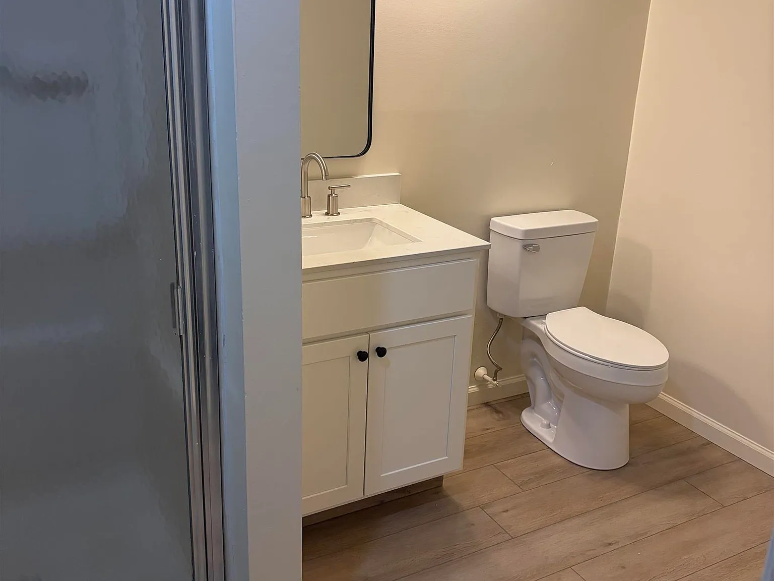 2 bed, 2.0 bath, $1,900 — Photo 2