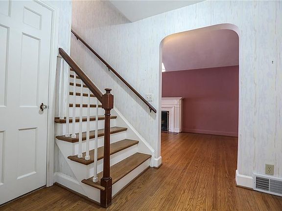 2nd image of 45 Parker Dr