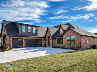 1810 E Skyline Ave, Ozark, MO 65721