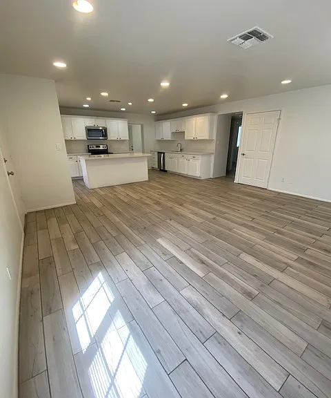 2662 W Isabella Ave — Photo 11