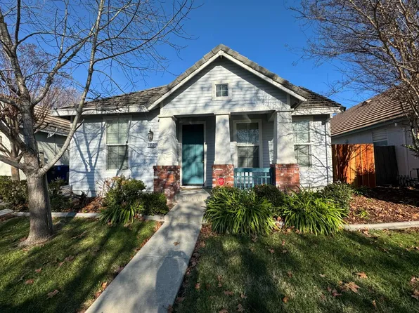 1953 Dawnelle Way, Sacramento, CA 95835