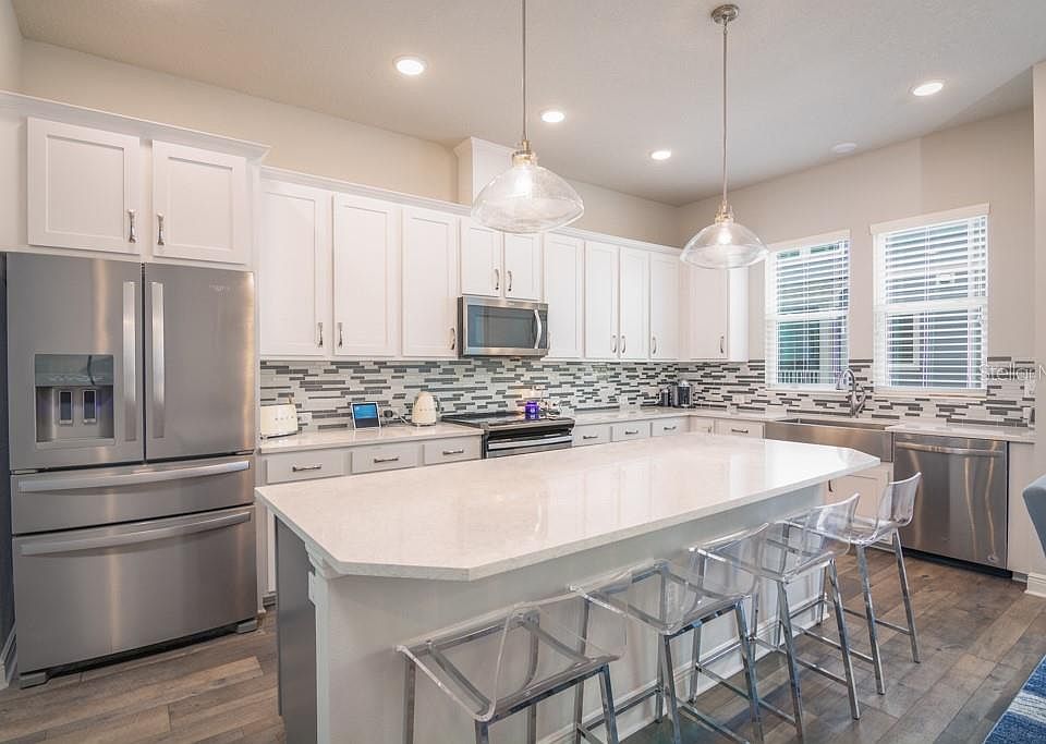 1st image of 9539 W Park Village Dr