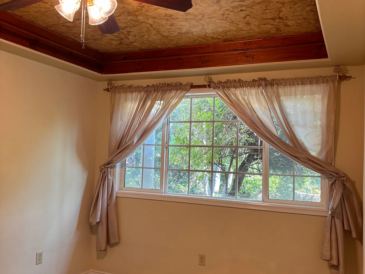 2 bed, 987 sqft, $2,600 — Photo 3