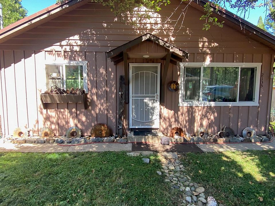 1st image of 2135 Cedar St