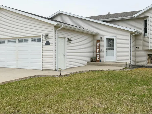 9 Humbert Dr, Bismarck, ND 58504