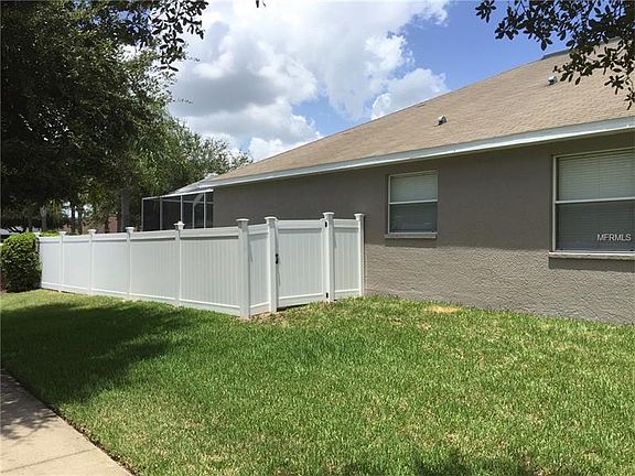4th image of 10902 Australian Pine Dr