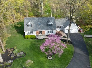 11 E Salem Road, Fishkill, NY 12524