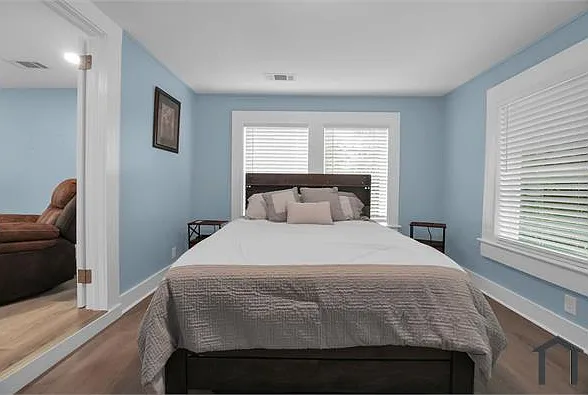 33 Vonora Ave