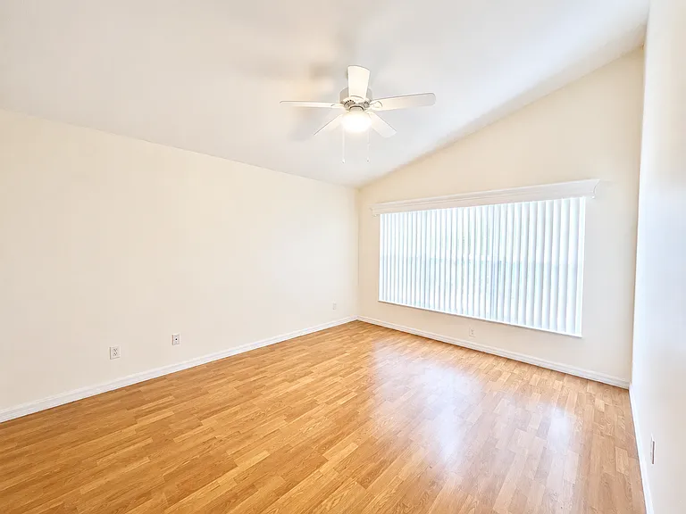 4201 Pine Isle Dr — Photo 11