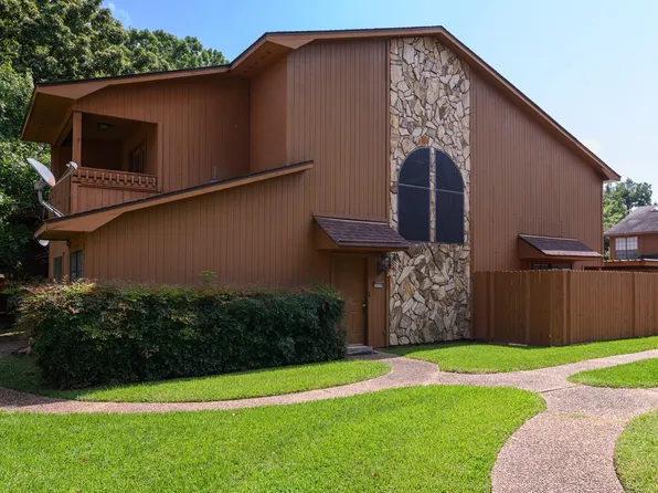 3658 Park Trail Dr, Shreveport, LA 71105