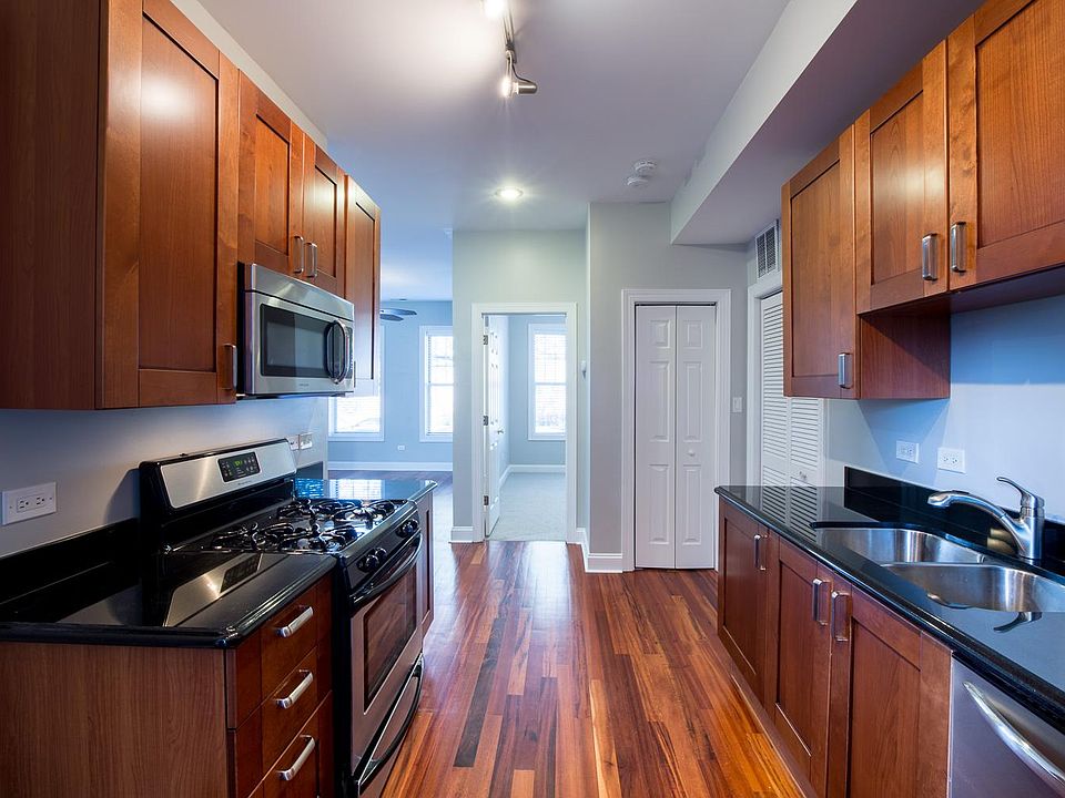 1st image of 5206 N Wolcott Ave #2