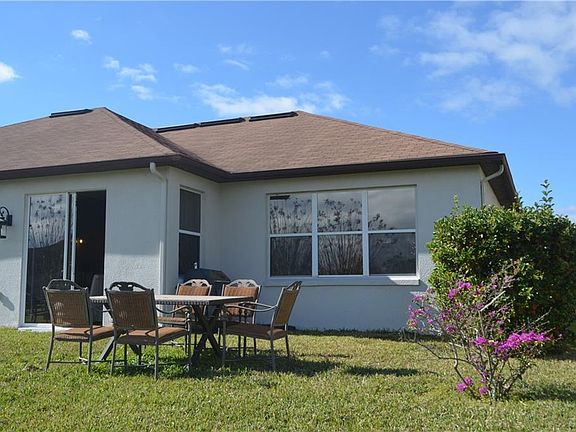 4th image of 1727 Woodlark Way