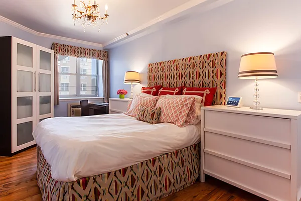 Sold by HomeDax Real Estate | media 5