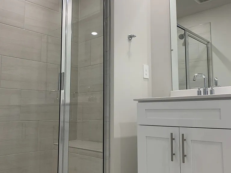1624 Village Grove Lane 14015 Singletree #LANE401 — Photo 14