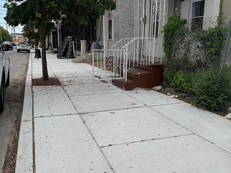 824 Elm St — Photo 27