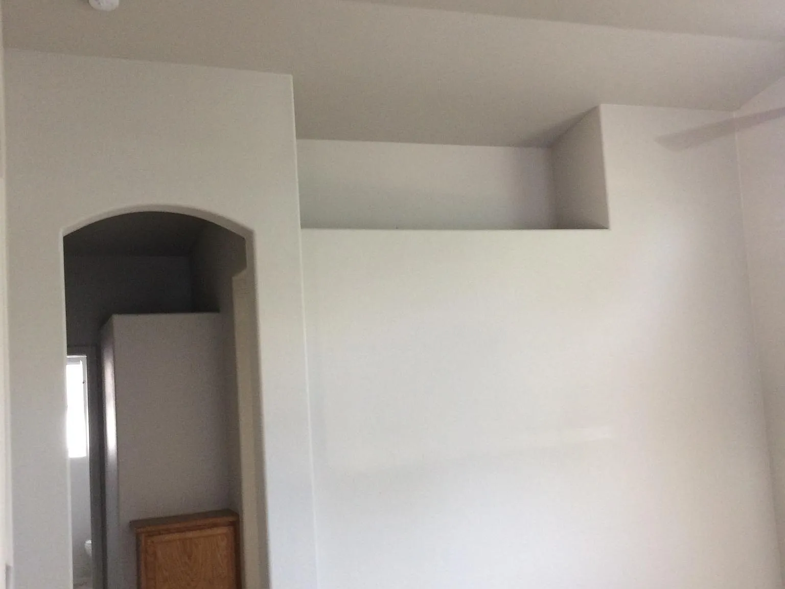 3 bed, 1233 sqft, $2,100 — Photo 4