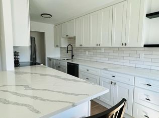 35 Manchester Ct APT H, Freehold, NJ 07728