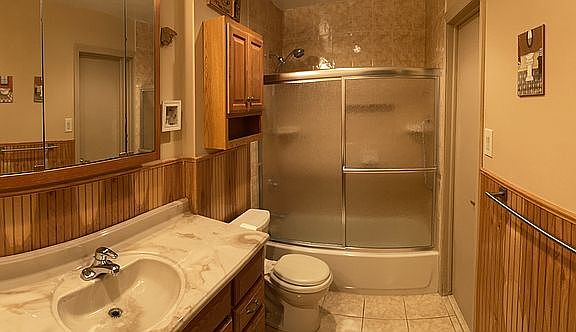 4th image of 1409 Holiday Park Dr