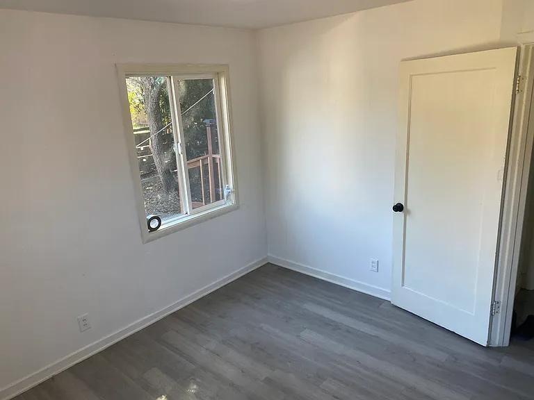3028 W Monterey Ave — Photo 3