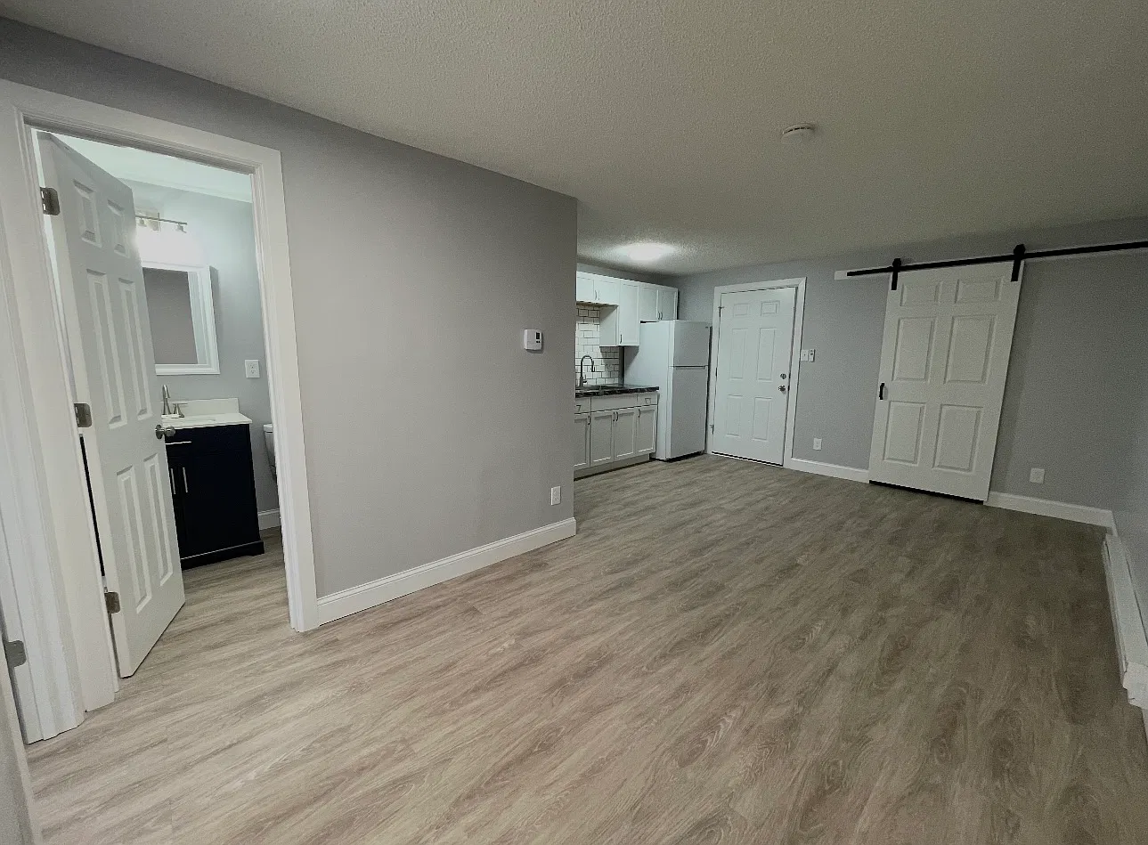 1 bed, $1,095 — Photo 2