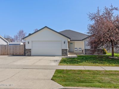 8940 N Torrey Ln, Hayden Lake, ID, 83835