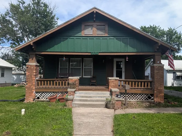 530 N Lyon Ave, Marshall, MO 65340