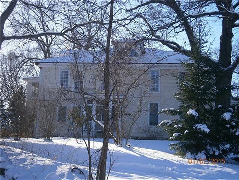 2nd image of 26189 W Spring Grove Rd