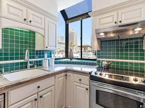 5th image of 900 Bush St APT 820