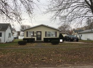 108 N Jefferson St, Flanagan, IL 61740