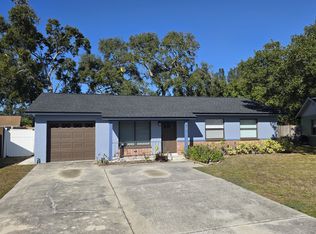 7981 Smoketree Ct, Largo, FL 33773