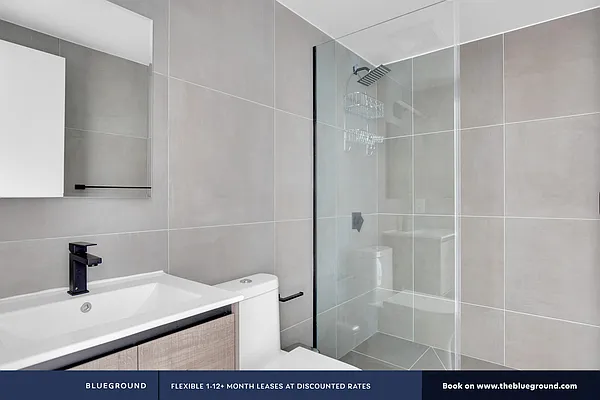 Rented by The Blueground | media 22