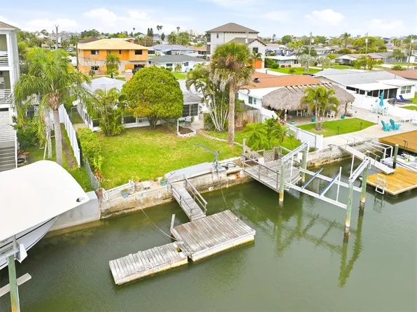 13538 Leslie Dr, Hudson, FL 34667