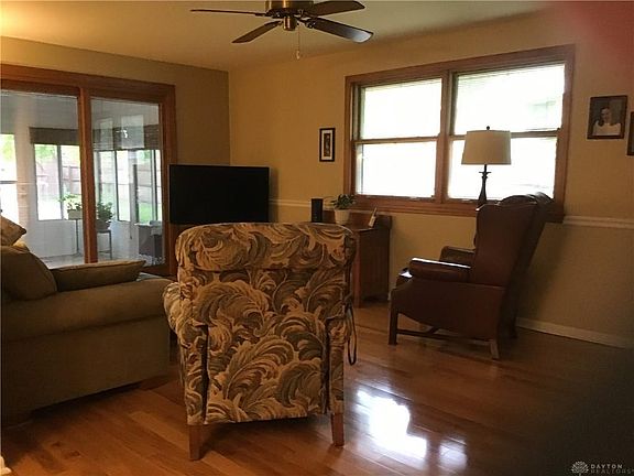 5th image of 7795 Windy Hill Ct