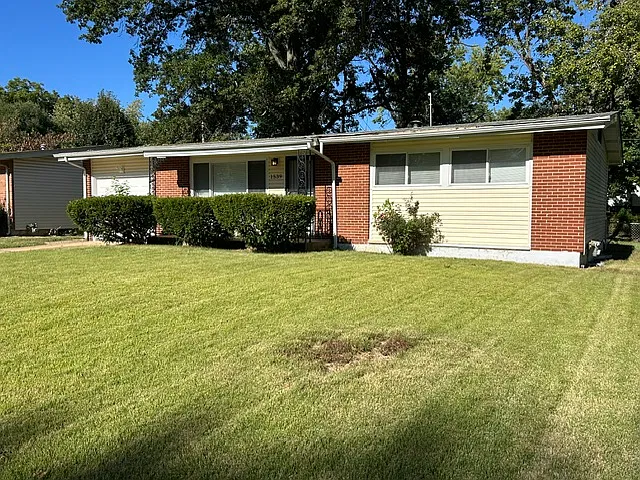 3 bed, 1014 sqft, $1,495 — Photo 2