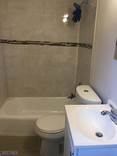 2nd image of 123 Passaic St APT 14