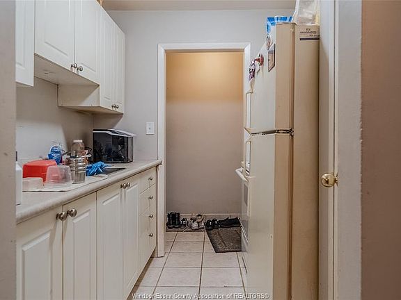 5th image of 118 Riverview Dr #512