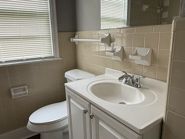 1514 Highland Ave — Photo 11
