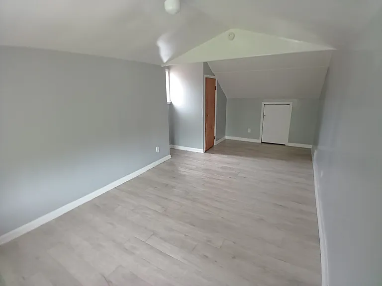 16505B Stansbury St — Photo 10