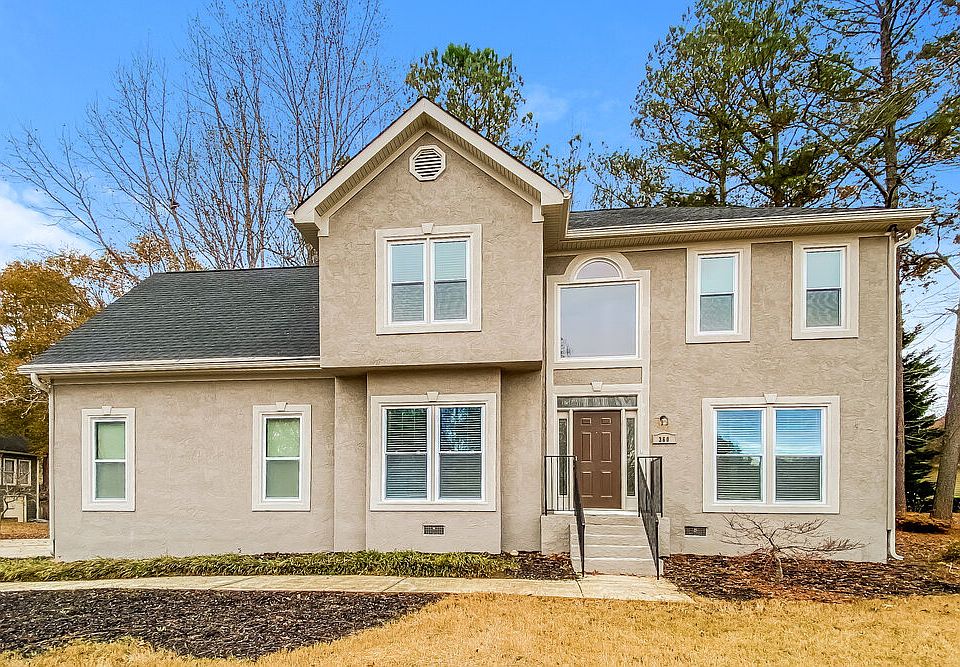 1st image of 360 Woodstream Dr