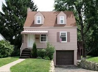 1110 Cloverfield Dr, Pittsburgh, PA