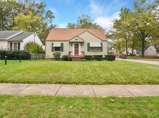 3206 Surrey Point Cir SE, Warren, OH
