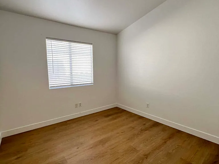 7116 Old Village Ave — Photo 23