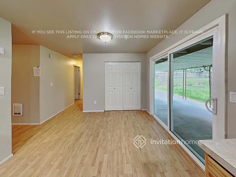5823 60th Dr NE — Photo 7