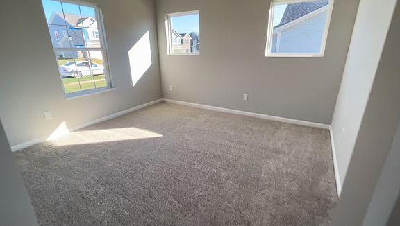 4th image of 1187 Lakeshore Dr